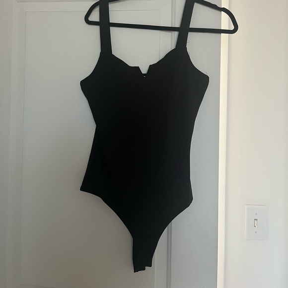 TCEC Black V Notch Bodysuit - Picture 1 of 5